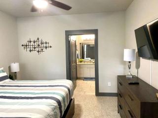 2BD Pool Med Dist Dallas Dallas DAL037 - 3