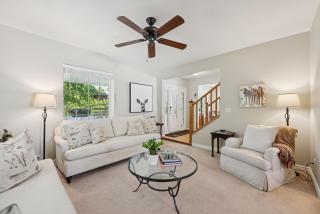 Creekside cutie 3br 2.5ba near skiing sleeps 8 - 4