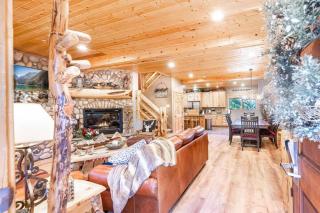 Timberwolf Canyons Village 3BR sleeps 6 hot tub - 3
