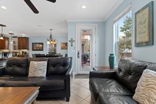 Champagne and Roses - 6