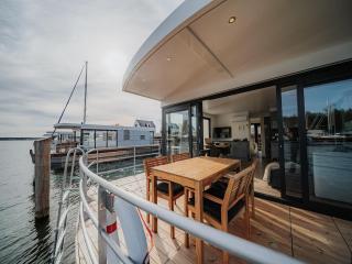 Floating Houseboat in Peenemünde - 8
