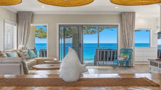 Beachfront Breeze - Family Getaway By Holidayco - 5