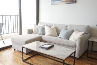 Waikiki Ocean View 37th Floor 5 Minutes to the Beach! Full kitchen & bathtub & free 1 parking - 4