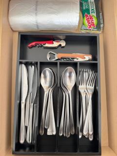 Waikiki Ocean View 37th Floor 5 Minutes to the Beach! Full kitchen & bathtub & free 1 parking - 1