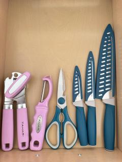 Waikiki Ocean View 37th Floor 5 Minutes to the Beach! Full kitchen & bathtub & free 1 parking - 2