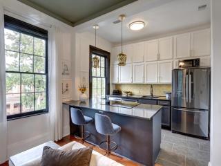 Park Avenue Treehouse - 7