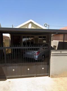 Sanctuary in Mahube Valley - 0