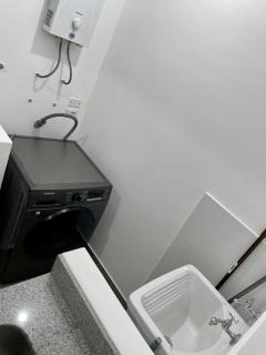 Depa en Av Javier Prado frente a San isi - 6