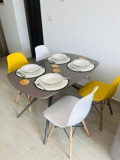 Cozy Poolfront Apartment! - 2