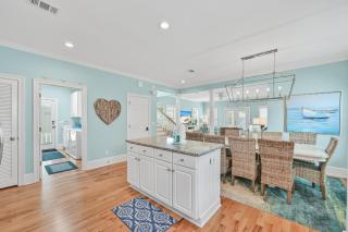 Hook Wine & Sinker - 3