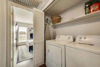 Modern Lux 2BD Pool DFW South Irving I22 - 5