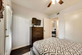 Modern Lux 2BD Pool DFW South Irving I22 - 1