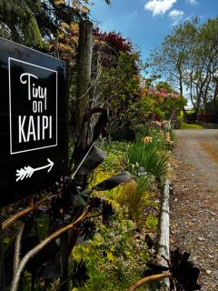 Luxury Farm Escape Tiny Home New Plymouth-Egmont Village - 4