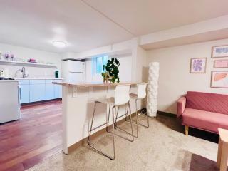 Sloans Lake Basement Suite - Denver - 1