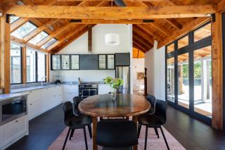 Taramea Arrowtown by Sotheby's Luxury Rental Homes - 2