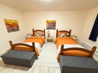 Comfy Twin Room Near Olympic NP - 9