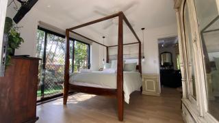 Garden Terrace Apartment - 2 Bedrooms - 4