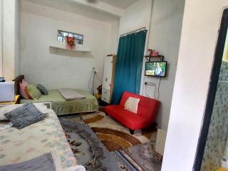 Cassa Bonda Std Family Room - 1