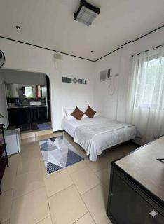 Placido's Vacation Home - 1