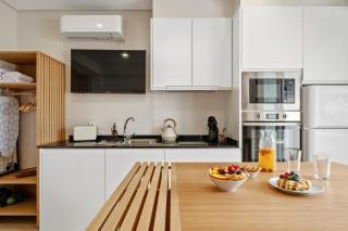 Modern Studio Steps From Beach - 4