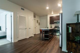 Cozy and Calm Retreat in Heart of Glendale - 5