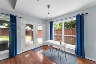 CasaLuna Family Getaway w Pool! Epic Waters & Near Stadiums! - 6