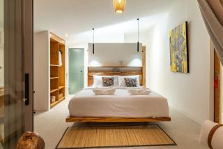 Villa Olympia 2BR Sea View Pool Breakfast - 7