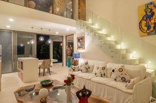 2BR Tropical Villa Elisa Sea View Pool Breakfast - 8