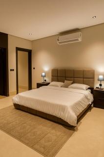 شقة غرفتين وصالة أنيقة بأثاث فندقي - 1