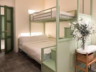 TinyLily House Cozy Studio near MRT Chinatown - 8