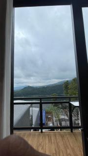 The Lakebox Menjer by Travelink - 3