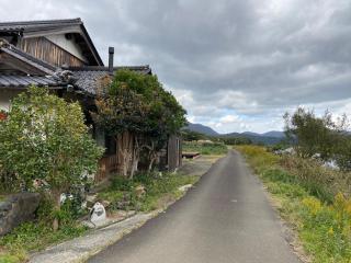 湖を望む一軒家 - 2