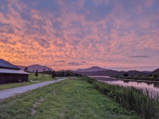 湖を望む一軒家 - 4