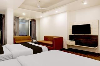 Super Townhouse Oak New Delhi Central Railway Junction Formerly Uppal International - 1
