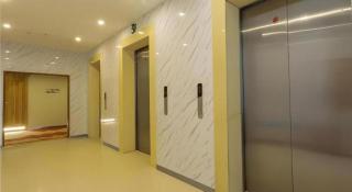 Borrman Hotel Fangchenggang High-speed Railway North Station Crystal International - 1