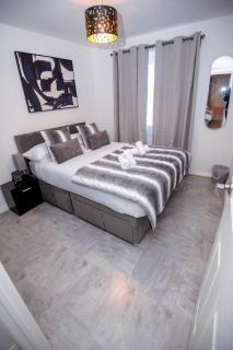 PG Stays - Spacious Rooms with Shared Facilities - 6