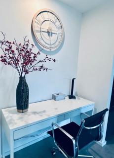 2 Bedrooms 2 Bathrooms 2 Parking FREE high speed WiFi - 4