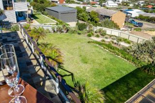 SEASCAPE - Pet Friendly Linen Included - 65 Corcoran - 4