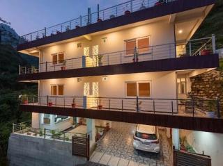 Hotel Creek Valley - 0