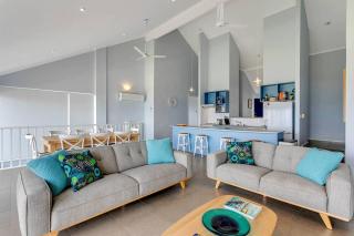 115 Seagull - Beachfront - Wi-Fi - No Linen Included - 3