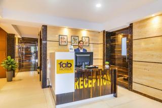 FabHotel Luxor - Nr Acropolis Mall - 9