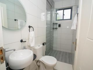 Best Stays Luxury Apartments at Coral Sands - 2 bedroom - 1