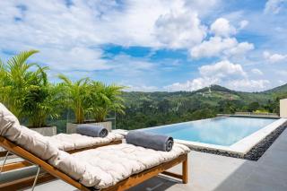 Villa Juloma - The Jewel of the Hill - 9