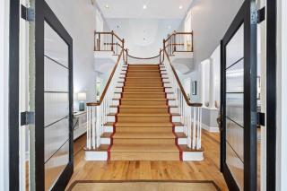 KI221: 221 Kings Island - 4