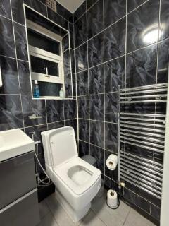 Kings Lodge - Manchester - 5