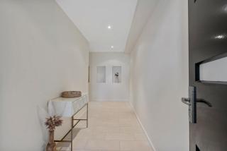 Bluffview B&B - Luxury Oceanviews - Wi-Fi - No Linen Included - 8