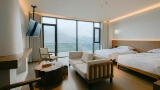 Zhangjiajie Valley Secret Resort - 8