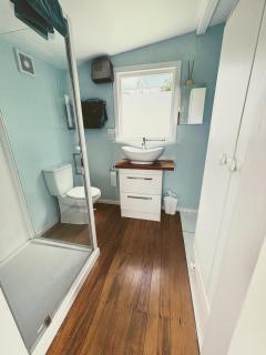 Peaceful private and semi rural - 2