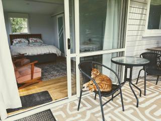 Peaceful private and semi rural - 4