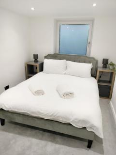 Seafront folkestone Sandgate channel tunnel - 5 star property Sleeps 16 - 6